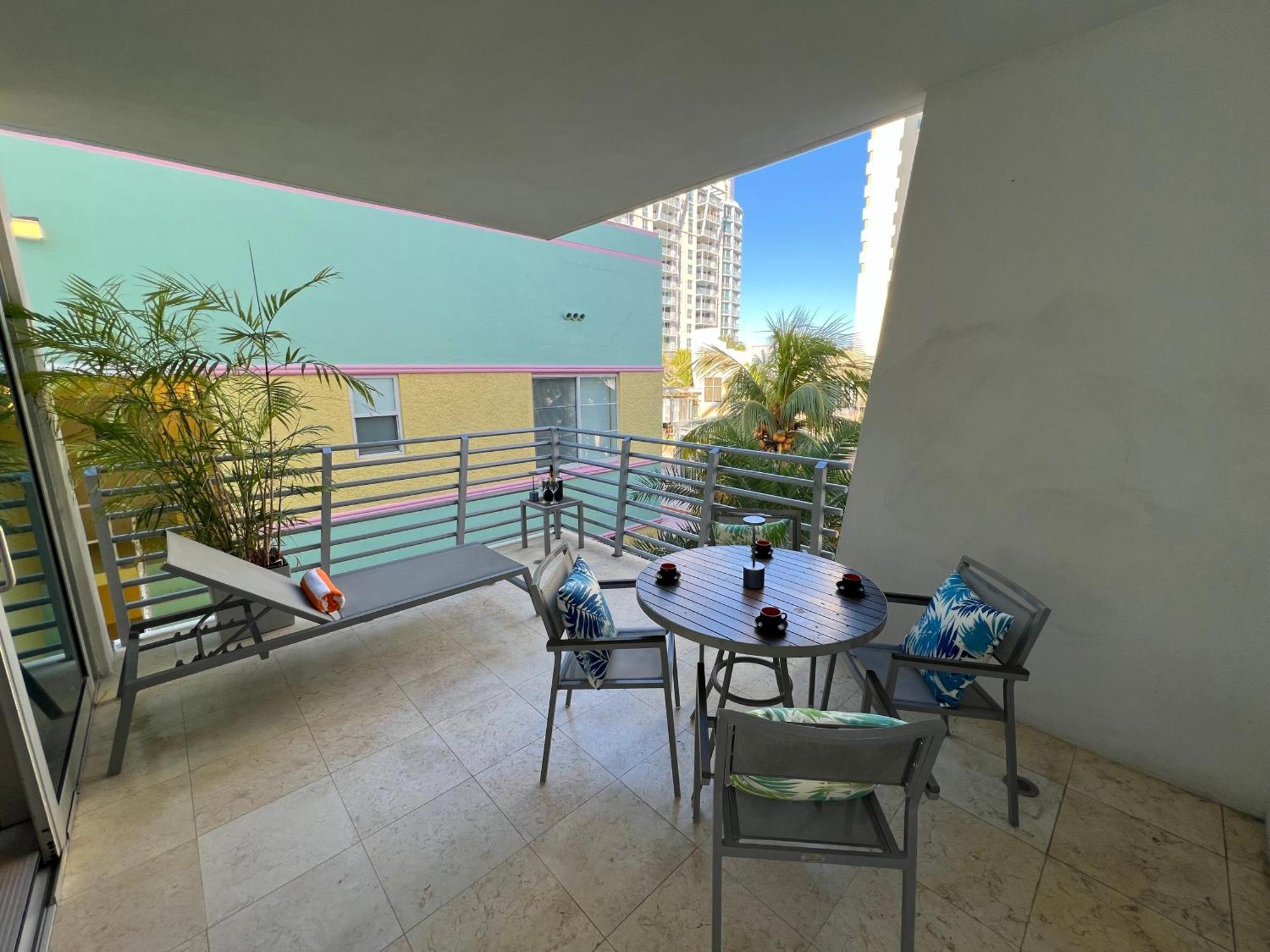 Boutique Suites 3 Min Walk To Beach Miami Beach Ngoại thất bức ảnh
